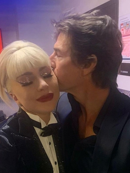 Lady Gaga yêu Tom Cruise?