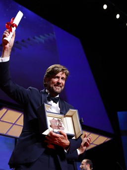 'Triangle of Sadness' đoạt giải Cành cọ vàng của LHP Cannes 2022