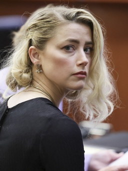 Luật sư của Amber Heard đưa đơn kháng cáo