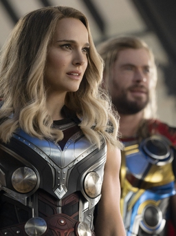 ‘Thor: Love and Thunder’ tiếp tục dẫn đầu doanh thu phòng vé Bắc Mỹ