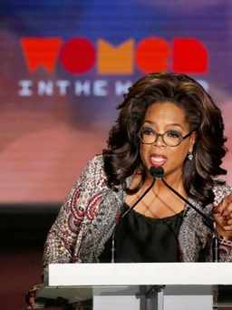 Công ty của Oprah Winfrey kiện những người tạo ra podcast 'Oprahdemics'