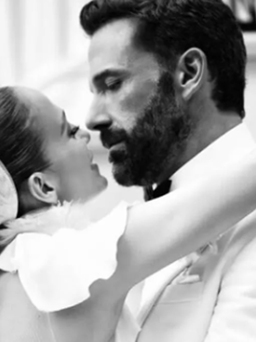Ngắm những tấm ảnh cưới của Jennifer Lopez và Ben Affleck