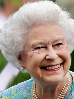 Sao thế giới thương tiếc Nữ hoàng Anh Elizabeth II