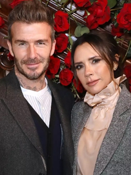 Victoria Beckham tiết lộ lý do xóa hình xăm tên viết tắt của chồng David Beckham