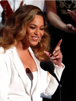 Beyonce dẫn đầu đề cử Grammy với 9 hạng mục, trước Kendrick Lamar và Adele