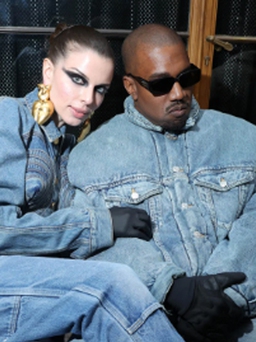 Julia Fox: Tôi chỉ hẹn hò với Kanye West để 'tống khứ' Kim Kardashian