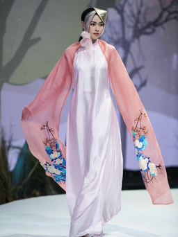 Diệp Bảo Ngọc, Trương Quỳnh Anh khai mạc Vietnam Junior Fashion Week 2020