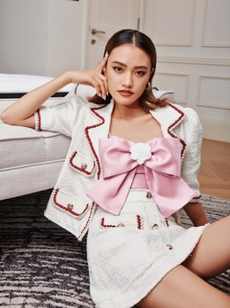 Nữ tính nhưng không bánh bèo, những cô nàng Chic tỏa sáng vẻ đẹp sang trọng, nữ tính và cá tính