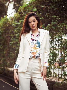 Khéo mix áo khoác blazer sang xịn tôn dáng như Hoa hậu Khánh Vân