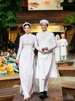 Áo dài cưới của NTK Đinh Văn Thơ mở màn cho xu hướng cưới 2022