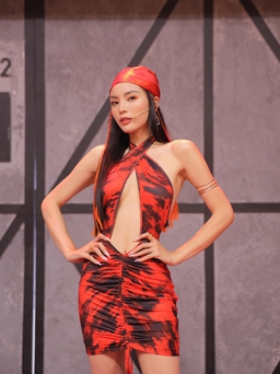 Hoa hậu Kỳ Duyên “nghiện” mặc đồ khoe eo 59 cm