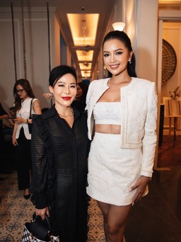 Hoa hậu Ngọc Châu, Hà Kiều Anh ủng hộ quỹ Nâng bước tuổi thơ