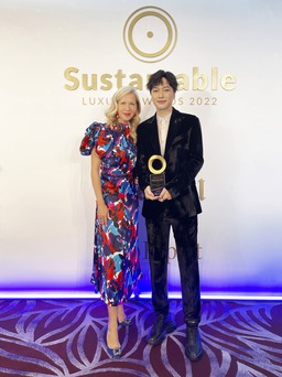 Vì sao Trần Hùng đoạt giải thưởng “Nhà thiết kế thời trang bền vững"?