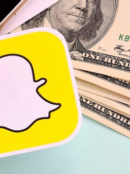 Thành triệu phú nhờ đăng video trên Snapchat