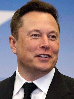 Tỉ phú Elon Musk sẽ cung cấp internet Starlink cho máy bay