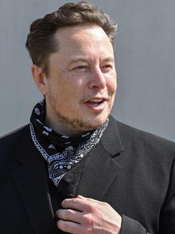 Elon Musk 'hối hả' bán cổ phiếu nhằm thực hiện lời hứa nộp thuế