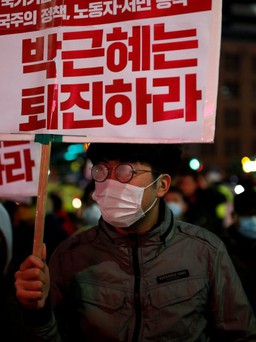 Hàng ngàn người biểu tình đòi Tổng thống Hàn Quốc từ chức