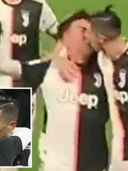 Màn “khoá môi” gây bão của Cristiano Ronaldo và Paulo Dybala