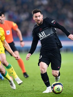 Messi vẫn có tên trong trận PSG gặp Nice dù bị viêm dạ dày