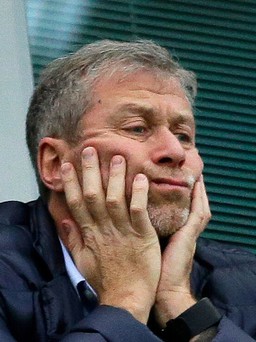 CLB Chelsea có thể sụp đổ vì liên quan lệnh trừng phạt tỉ phú Roman Abramovich