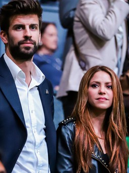 Trung vệ Pique và nữ ca sĩ Shakira xác nhận chia tay sau 12 năm chung sống