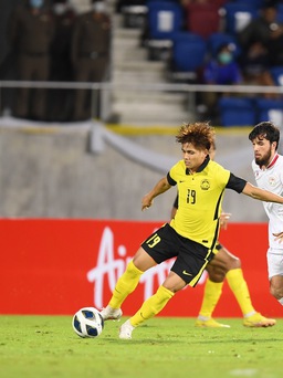 Tuyển Malaysia sút hỏng 3 quả luân lưu, Tajikistan vô địch King’s Cup