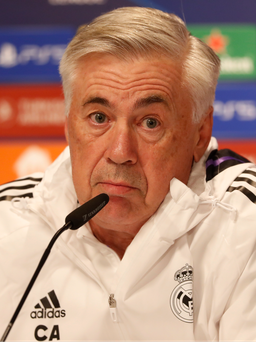 HLV Ancelotti: ‘Nếu sợ chấn thương không dự World Cup 2022 thì nên ngồi ghế sofa’