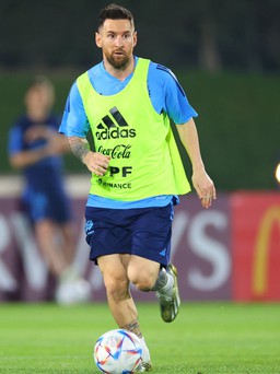 Van Dijk: ‘Không phải cuộc đấu giữa tôi và Messi, mà là tuyển Hà Lan đấu Argentina’