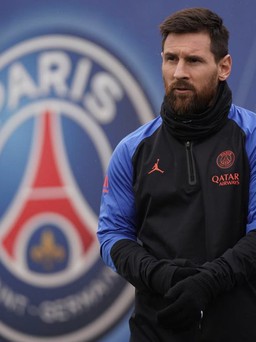 Messi không được tổ chức màn vinh danh trên sân Parc des Princes