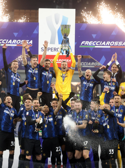 Inter Milan đè bẹp AC Milan, đoạt chức vô địch Siêu cúp nước Ý