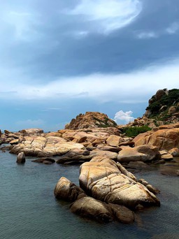 Hấp dẫn bờ biển hoang sơ ở Mũi Kê Gà, Bình Thuận