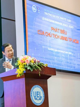 Chủ tịch UBND TP.HCM nói về việc học ĐH để ‘tự tin có sự nghiệp thành công’