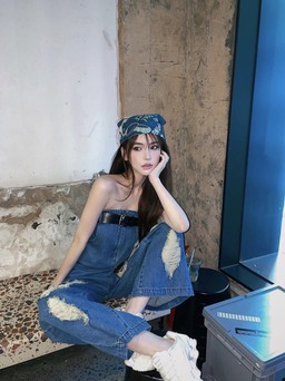 Không chỉ bụi bặm, cá tính, thời trang denim cũng vô cùng ngọt ngào và quyến rũ