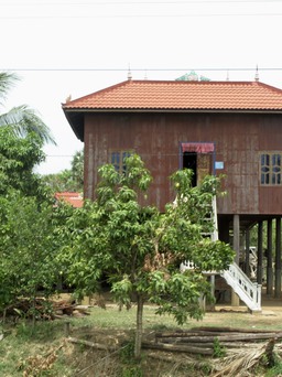 Những mảnh rèm hồng ‘tìm chồng’ ở Campuchia