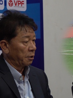 HLV Chung Hae-seong: "Tiến Dũng xuất sắc, bàn thua không có lỗi của thủ môn"
