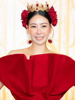 Hoa hậu Hà Kiều Anh khoe dáng gợi cảm ở tuổi U.50
