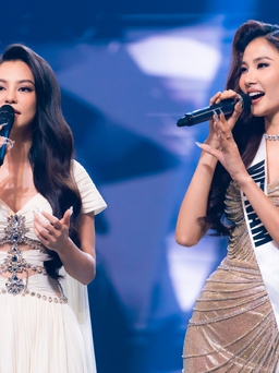Á hậu Hoàng Thùy mang sân khấu 'Hoa hậu Hoàn vũ' lên sóng truyền hình