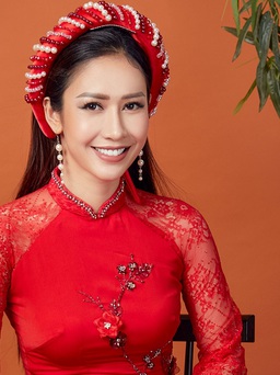 'Hoa hậu Phụ nữ Việt Nam qua ảnh 2012' rạng rỡ bước vào tuổi 30
