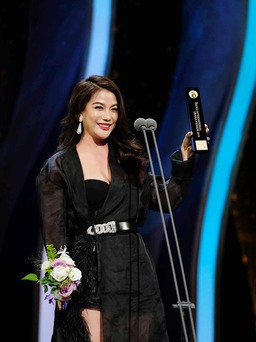 Trương Ngọc Ánh nhận giải 'Ngôi sao châu Á' tại Hàn Quốc