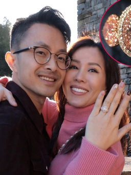 Hoa hậu Thu Hoài được bạn trai kém tuổi cầu hôn bằng nhẫn kim cương 'khủng'