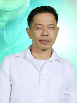Thái Hòa tiết lộ cuộc hôn nhân kín tiếng bên bà xã