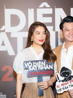 Trương Ngọc Ánh sánh đôi tình trẻ Anh Dũng trên thảm đỏ