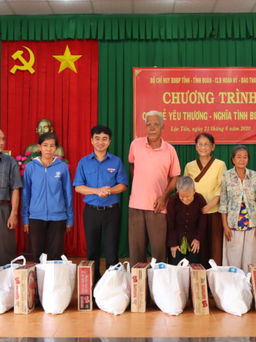 Chương trình chia sẻ yêu thương – nghĩa tình biên giới tại tỉnh Bình Phước