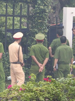 Thảm sát 6 người ở Bình Phước: 'Công an phải chủ động thông tin cho báo chí'