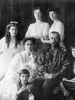 Mở lại vụ sát hại cả gia đình sa hoàng cuối cùng của Nga