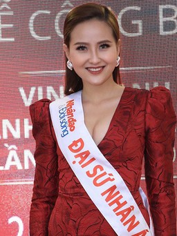 Hoa hậu Hoàn cầu Khánh Ngân... lên chức