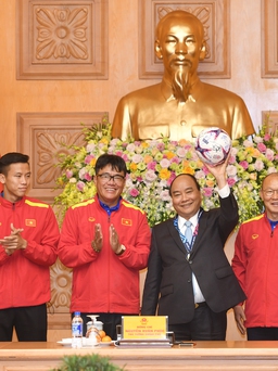 Thủ tướng Nguyễn Xuân Phúc: ‘Chức vô địch AFF Cup của niềm tin và tự hào dân tộc’