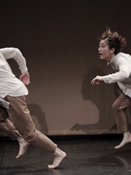 Sự kiện trực tuyến miễn phí về múa đôi với nghệ sĩ Nhật