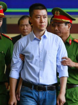 Phan Sào Nam trở lại trại giam tiếp tục thụ án
