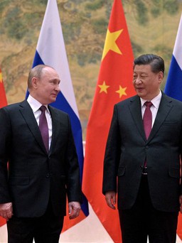 Được mất của Trung Quốc và Nga khi bắt tay thống trị Bắc Cực